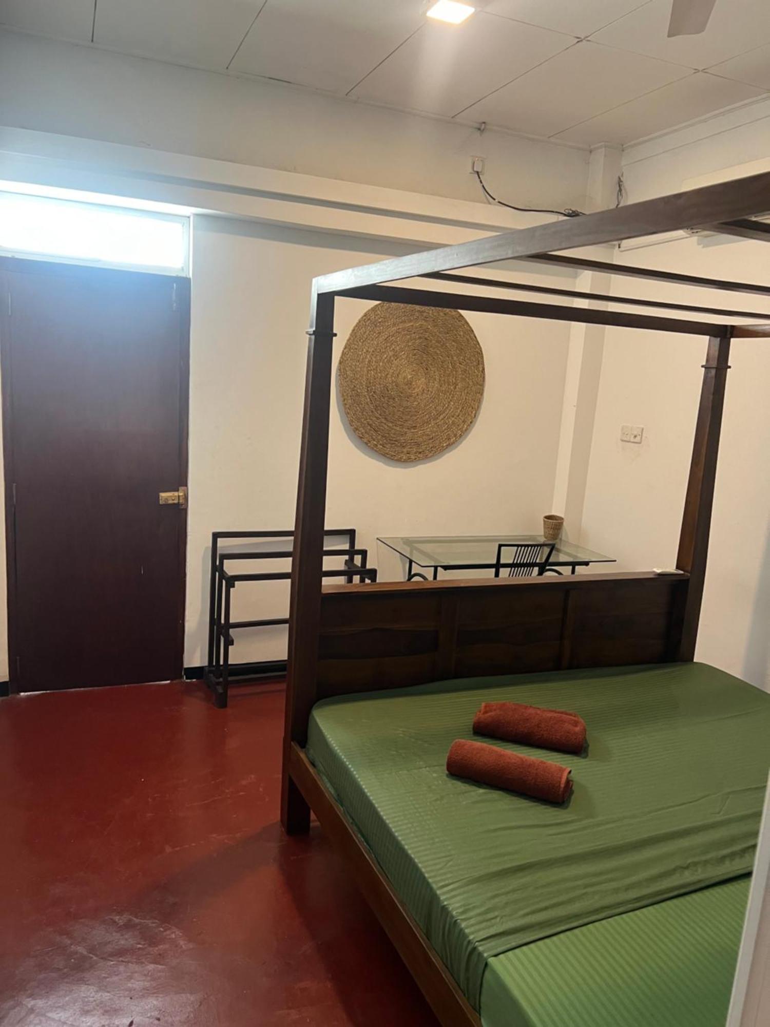 Hari Hari Hostel Weligama Ngoại thất bức ảnh